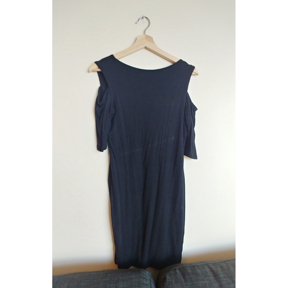 Design Lab Ribbed Exposed Shoulder Dress - Picture 4 of 6